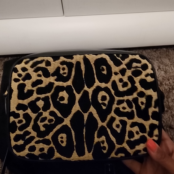 ‼️SOLD‼️YSL Lou Crossbody Bag - Picture 4 of 8